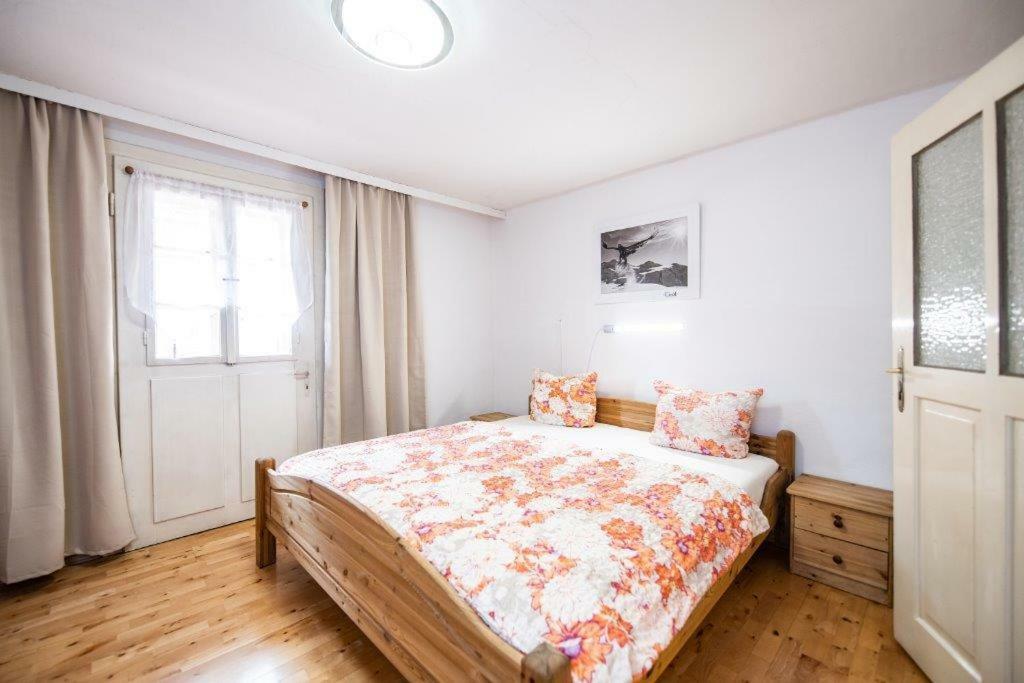 Landhaus Lindner Appartements Fügen Exterior foto